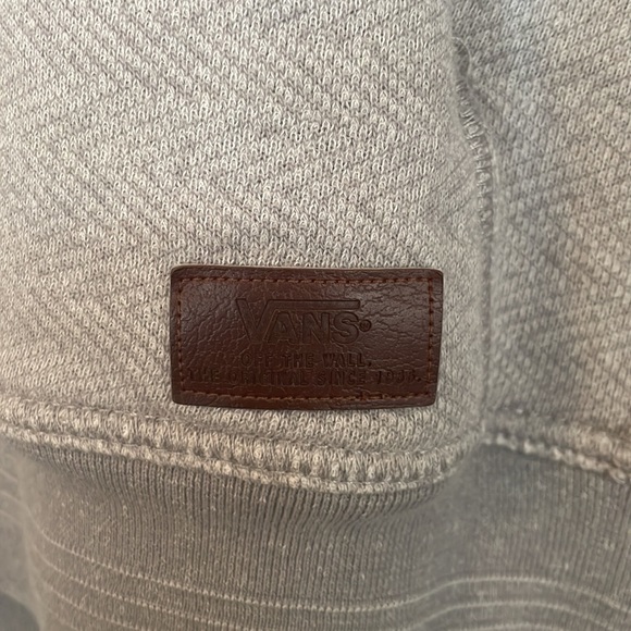 Vans Men’s sweater/hoodie 🤍 - Picture 2 of 5
